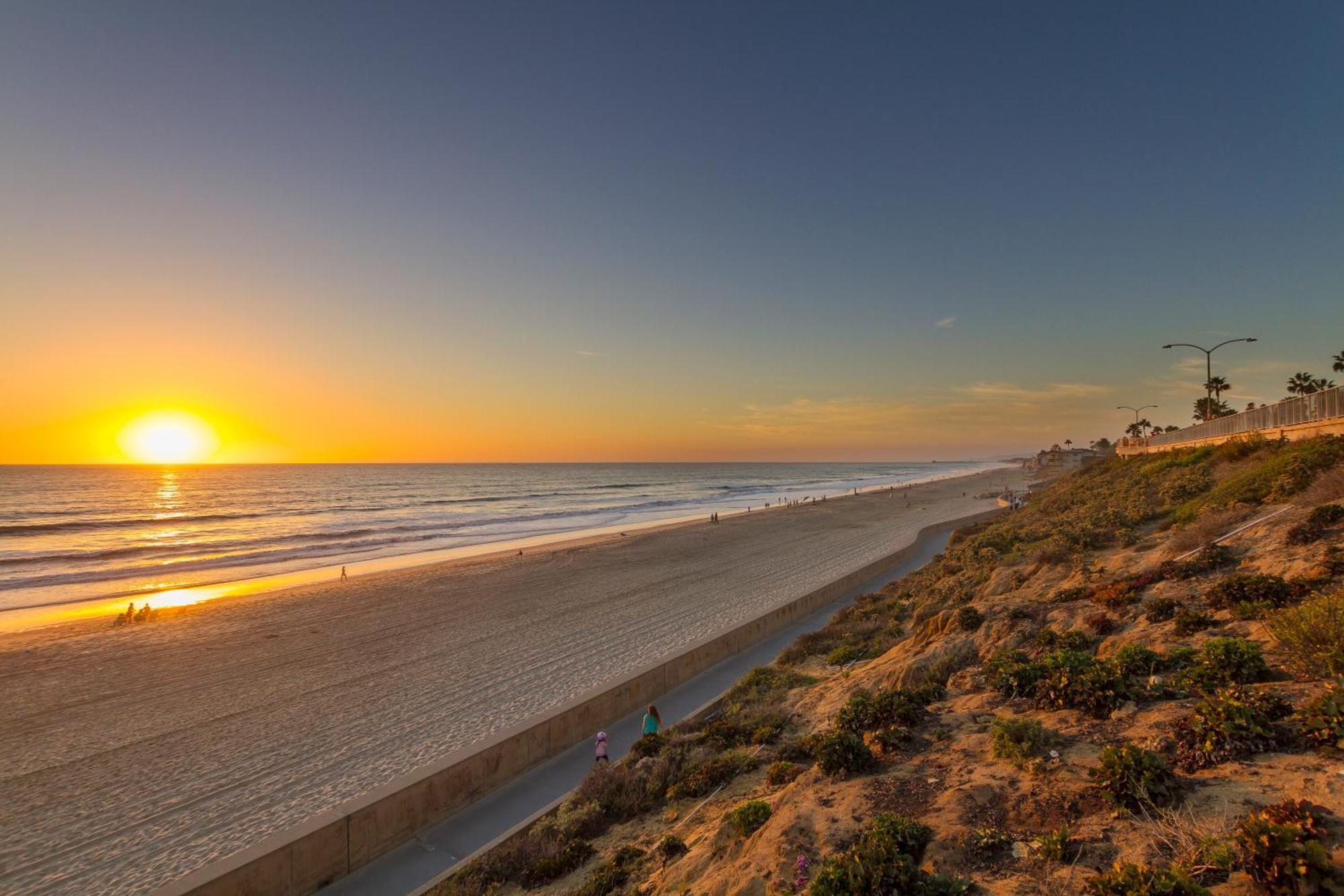 Villa Hot Tub, Fire Pit, Bbq, Shuffleboard, Walk To Beach Carlsbad Exterior foto